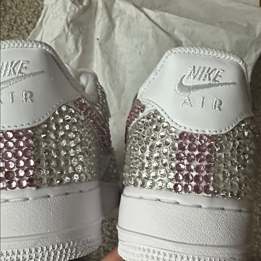 Women’s Nike Air Force 1 embellished Sneakers 9 - Picture 9 of 10